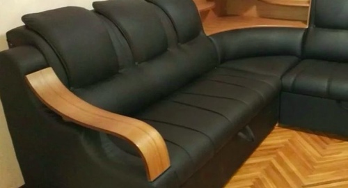 Перетяжка кожаного дивана. Янаул